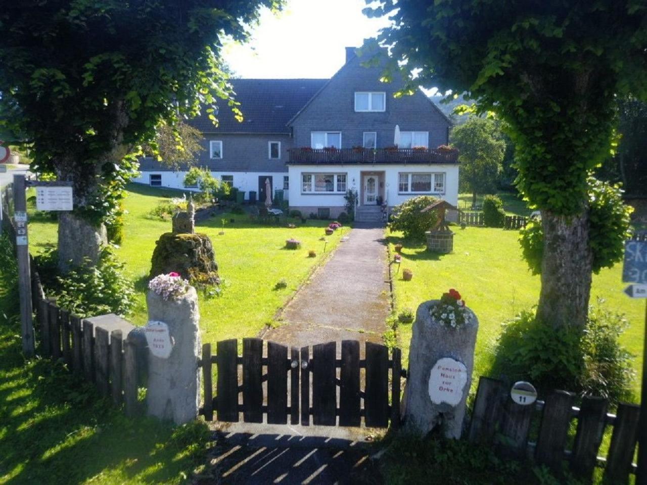 Pension Haus Zur Orke Winterberg Exterior foto